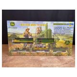 John Deere Train Set NIB Athearn