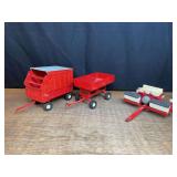 (3) 1/16 IH + Case-IH Implements Ertl