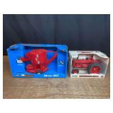 (2) 1/16 IH 600 + Mixer Mill NIB Ertl