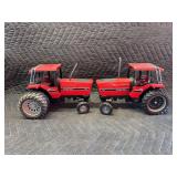 (2) 1/16 International Harvester 5288 + International Harvester 5088 Ertl