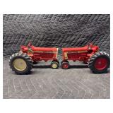 (2) 1/16 Farmtoy 1206 + Farmtoy 806 SM