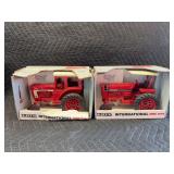 (2) 1/16 International Harvester 1466 + International Harvester 1066 Ertl