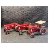 (3) 1/16 International Harvester 966 Hydro + International Harvester 966 Hydro + International Harvester 1066 with ROPS Ertl