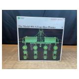 1/16 John Deere 494-A Planter Precision NIB Ertl
