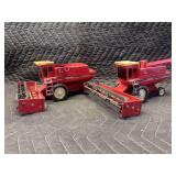 (2) 1/32 International Harvester Axial-Flow Combines Ertl