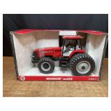 1/16 Case-IH Magnum MX220 NIB Ertl