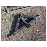 (1) Wolverine Quick Hitch Trailer Reciever TQH-26-02C