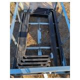 (1) Set of Pallet Forks - 5 Ft