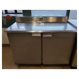 Star Metal Prep Station - Not Working - 39" t x 45" w x 28" d