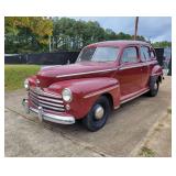 1948 Ford Sedan