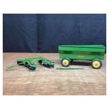 (2) 1/16 John Deere Disk + Wagon Eska