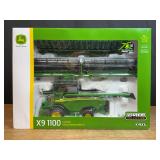 1/32 John Deere X9 1100 Combine Prestige NIB Ertl