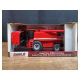 1/32 Case-IH 2188 Combine NIB Ertl