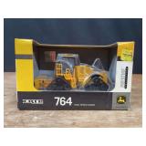 1/50 John Deere 764 High Speed Dozer Prestige NIB Ertl