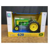1/16 John Deere 620 FFA NIB Ertl