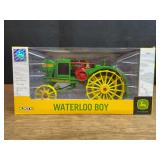 1/16 John Deere Waterloo Boy Museum NIB Ertl