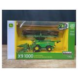 1/64 John Deere X9 1000 Combine Prestige NIB Ertl