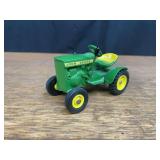 1/16 John Deere 110 L&G Ertl