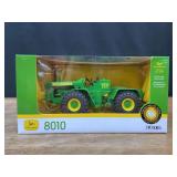 1/32 John Deere 8010 2018 NFTM NIB Ertl