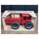 1/16 IH 6388 NIB Ertl