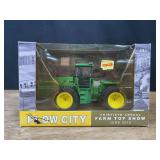 1/32 John Deere 8760 2010 Plow City NIB Ertl