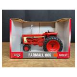 1/16 Farmall 806 NIB Ertl