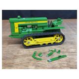 1/16 John Deere 430 Crawler Ertl
