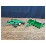 (2) 1/16 John Deere Disc + Scraper Ertl