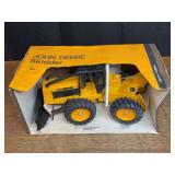 1/16 John Deere Skidder NIB Ertl