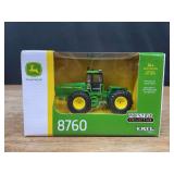 1/64 John Deere 8760 Prestige NIB Ertl
