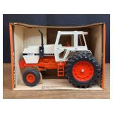 1/16 Case 2590 NIB Ertl