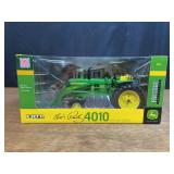 1/16 John Deere 4010 w/Loader Elvis Prestige NIB Ertl