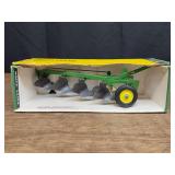 1/16 John Deere Plow NIB Ertl