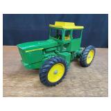 1/16 John Deere 7520 Ertl