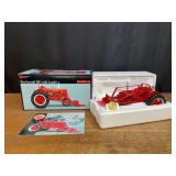 1/16 Farmall MD w/Loader Precision NIB Ertl