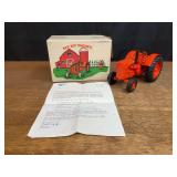 1/16 Case 500 1985 NFTS NIB Ertl