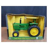 1/16 John Deere 4620 NIB Ertl