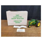 1/16 John Deere 730 1987 Lafayette NIB Yoder
