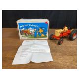 1/16 Case 800 1990 NFTS NIB Ertl