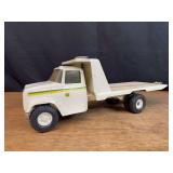 1/16 John Deere Dearl Tilt Bed Truck Ertl