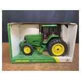 1/16 John Deere 7800 Collector NIB Ertl