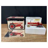 1/16 Farmall 560 Precision NIB Ertl
