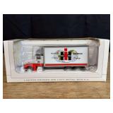 1/64 IH 100 Years Truck NIB SC