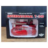 1/16 IH T-340 Crawler Collector NIB Ertl