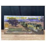 John Deere Train Set NIB Athearn
