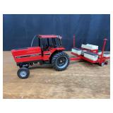 (2) 1/16 IH 5088 + Case-IH Planter Ertl