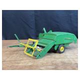 1/16 John Deere 30 Combine Eska