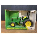 1/16 John Deere 6200 NIB Ertl