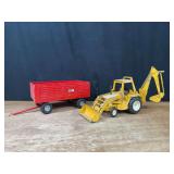 (2) 1/16 IH Backhoe + Case-IH Wagon Ertl