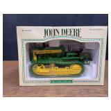 1/16 John Deere 430 Crawler Collector NIB Ertl